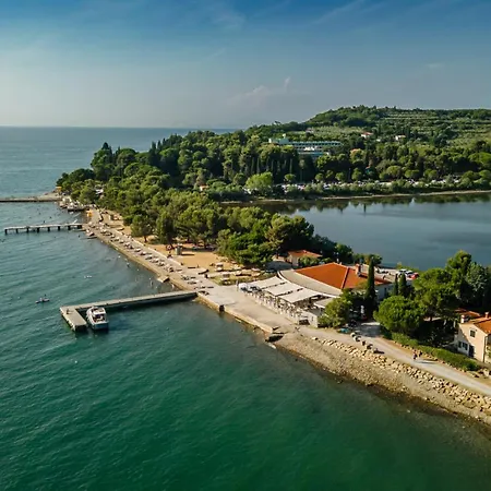 - Terme Krka Hotel Strunjan
